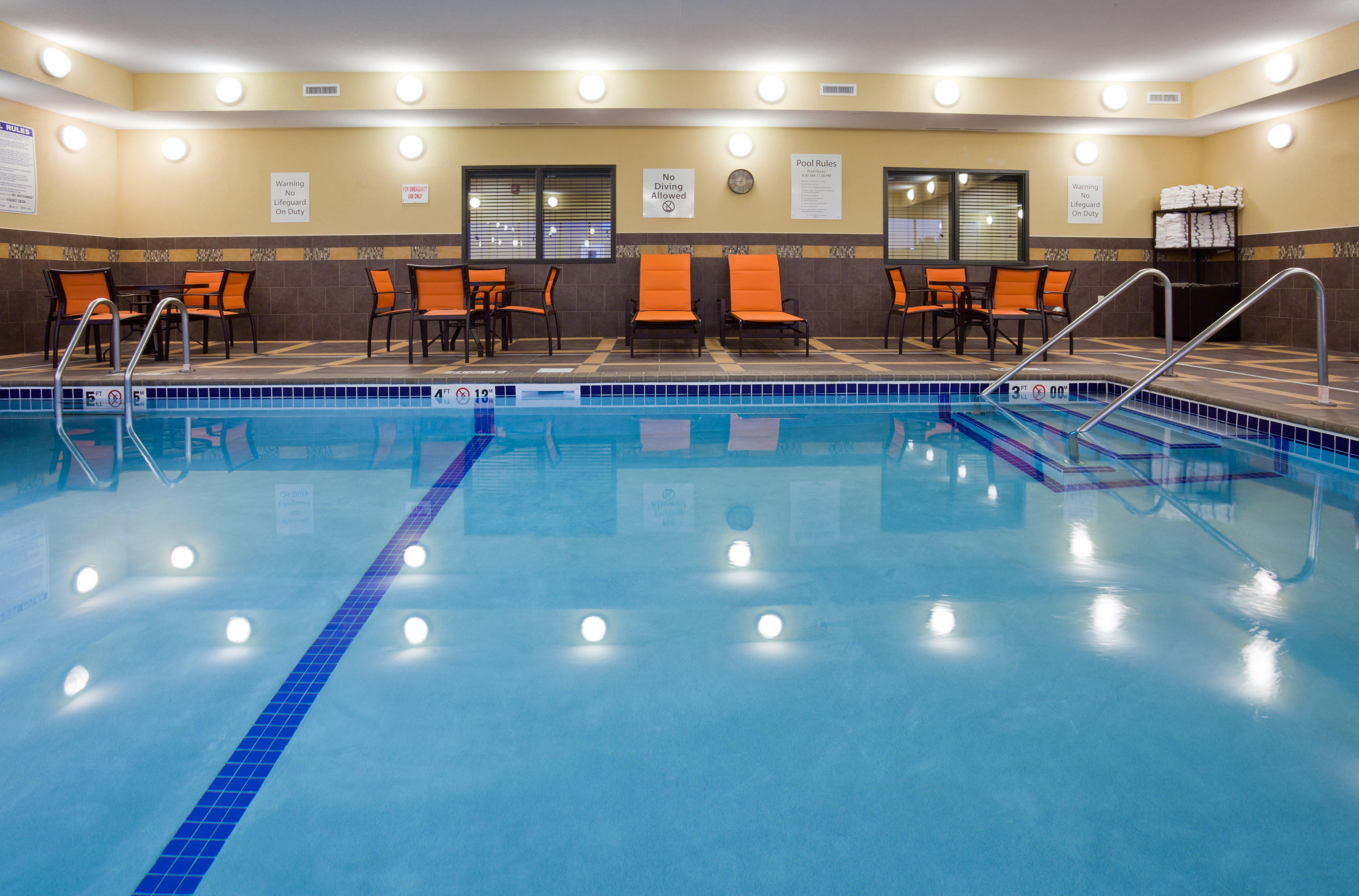Holiday Inn Express & Suites Fort Dodge By Ihg Экстерьер фото