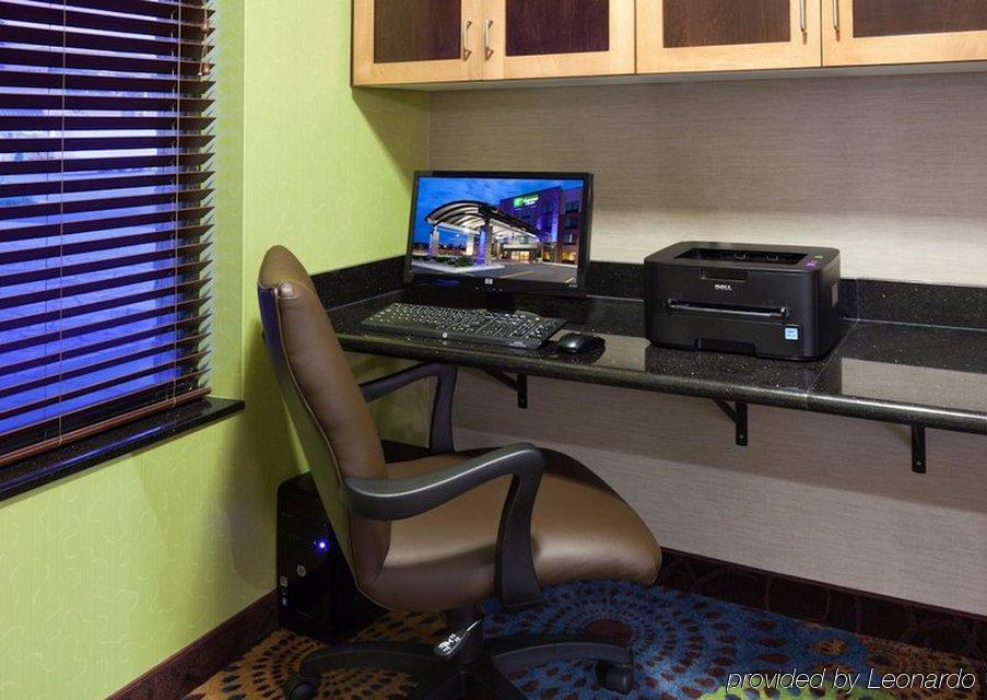 Holiday Inn Express & Suites Fort Dodge By Ihg Экстерьер фото